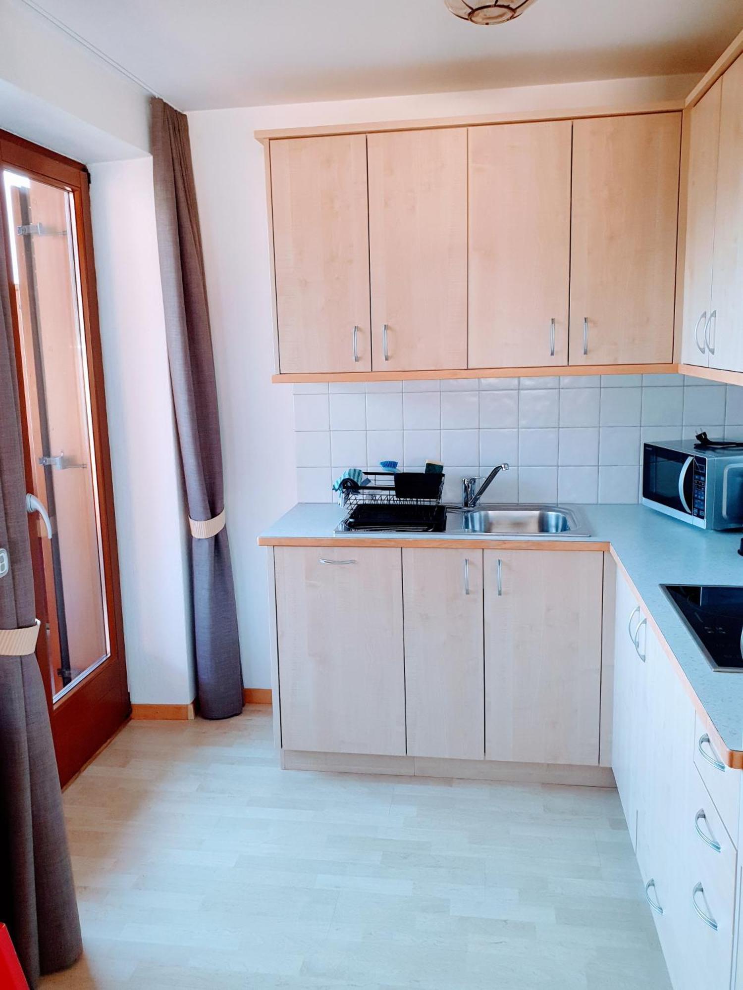 Weinberg Apartments Apartment *